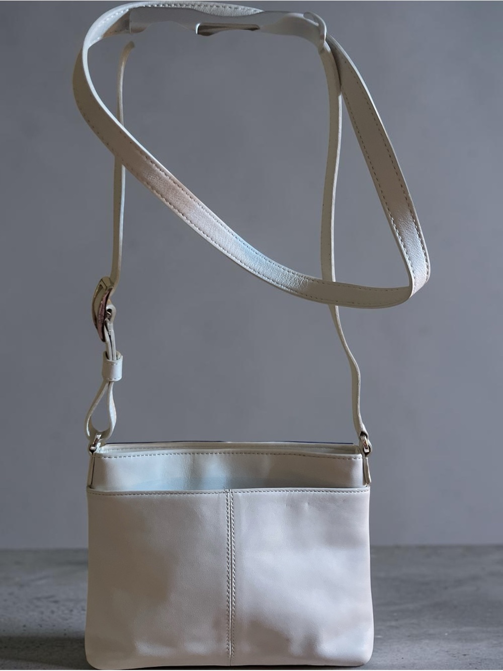 MSRP $300 Brighton, Bella Limone Italian tile, Crossbody - Picture 4 of 9